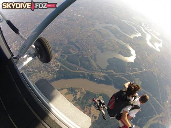 Salto de Paraquedas, Skydive Foz