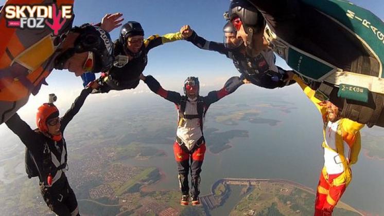 Salto de Paraquedas, Skydive Foz