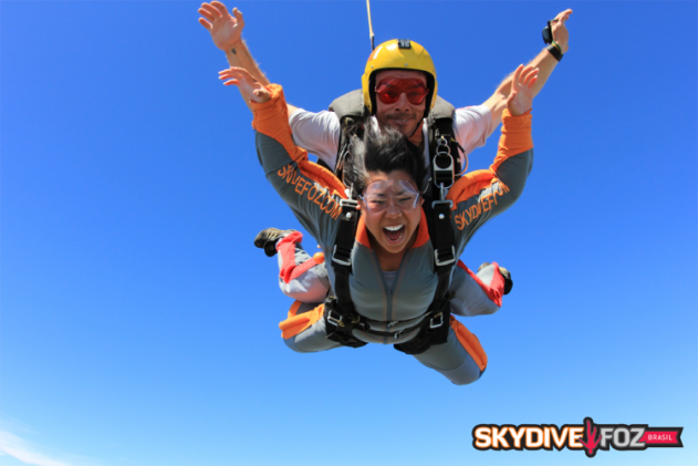 Salto de Paraquedas, Skydive Foz